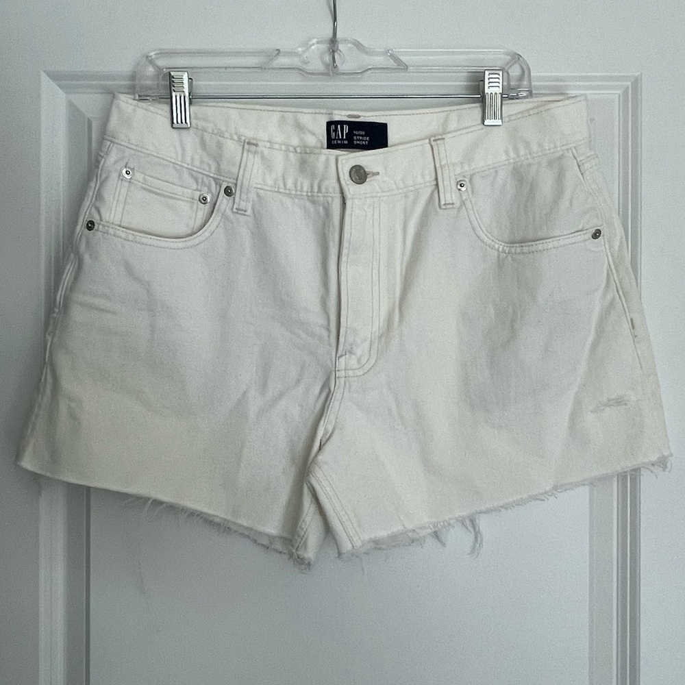 GAP Shorts | GAP white denim shorts